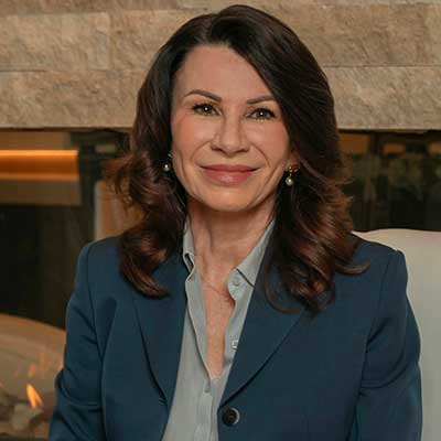 Dr. Julie Siemer